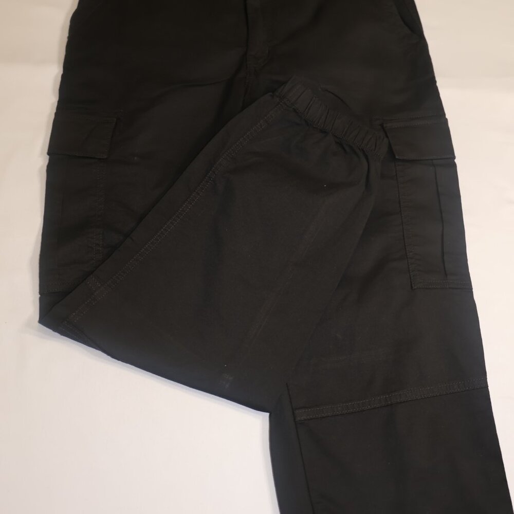 American Eagle Women's Black Cargo Pants Size 10